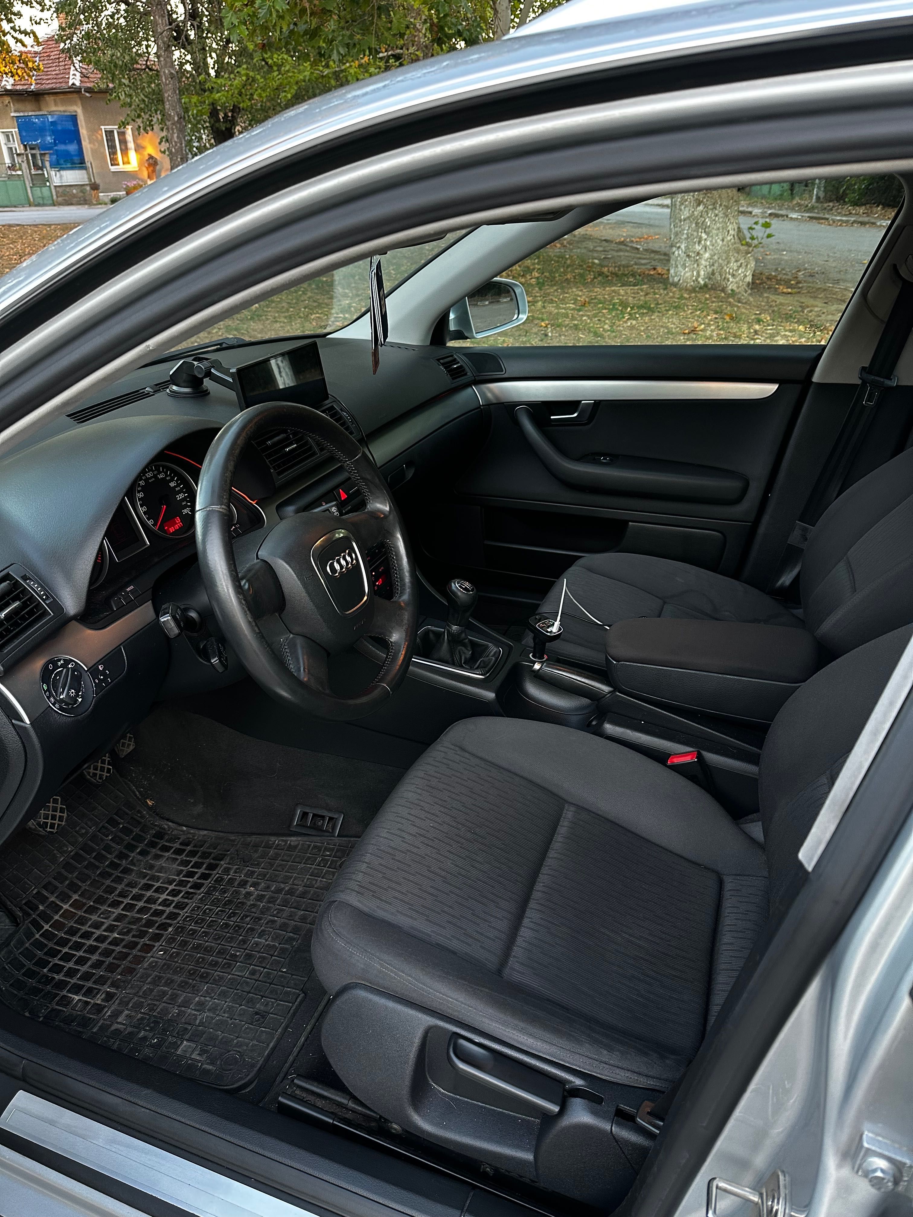 Audi a4 b7 2.0TDI 140ps 2007 S Line