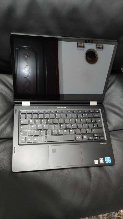 Laptop Medion 3216