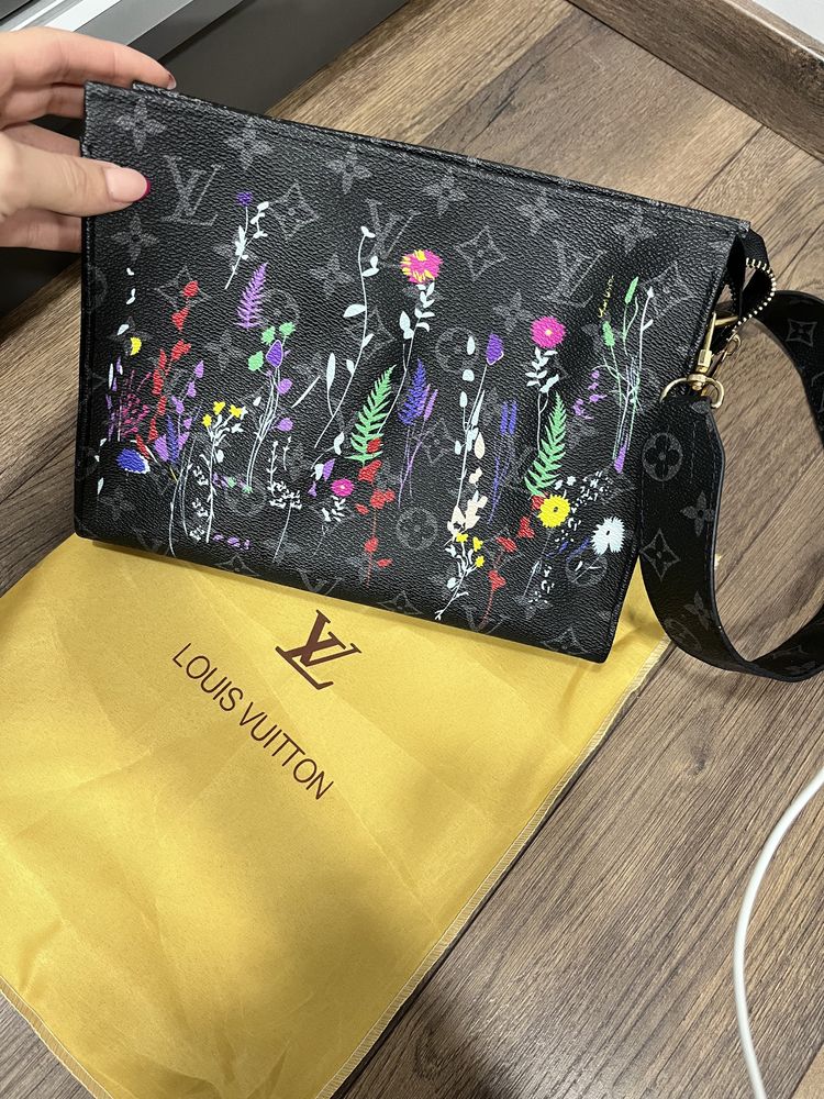 Чаната Louis Vuitton