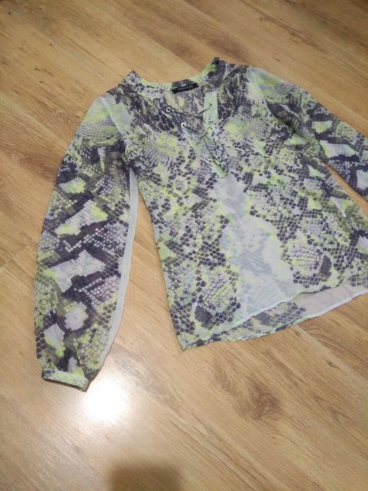 Bluza dama Guess mărimea 40 (M)