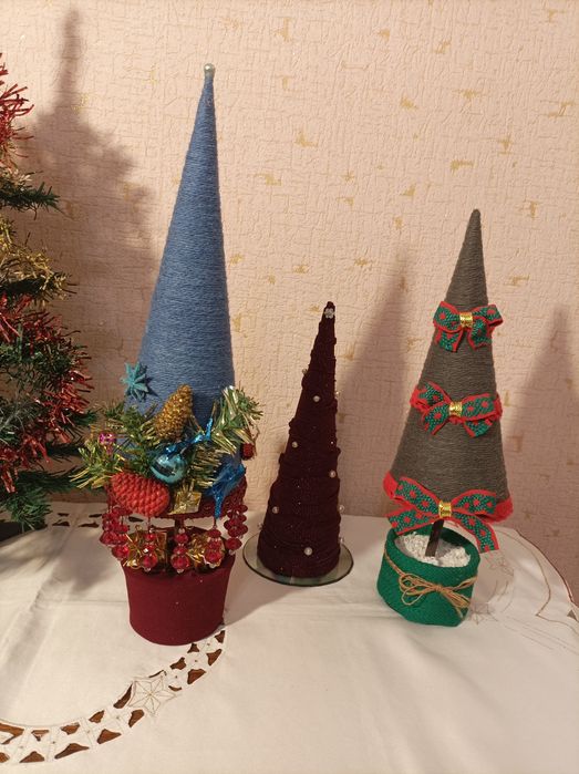 Ёлки новогодние разные