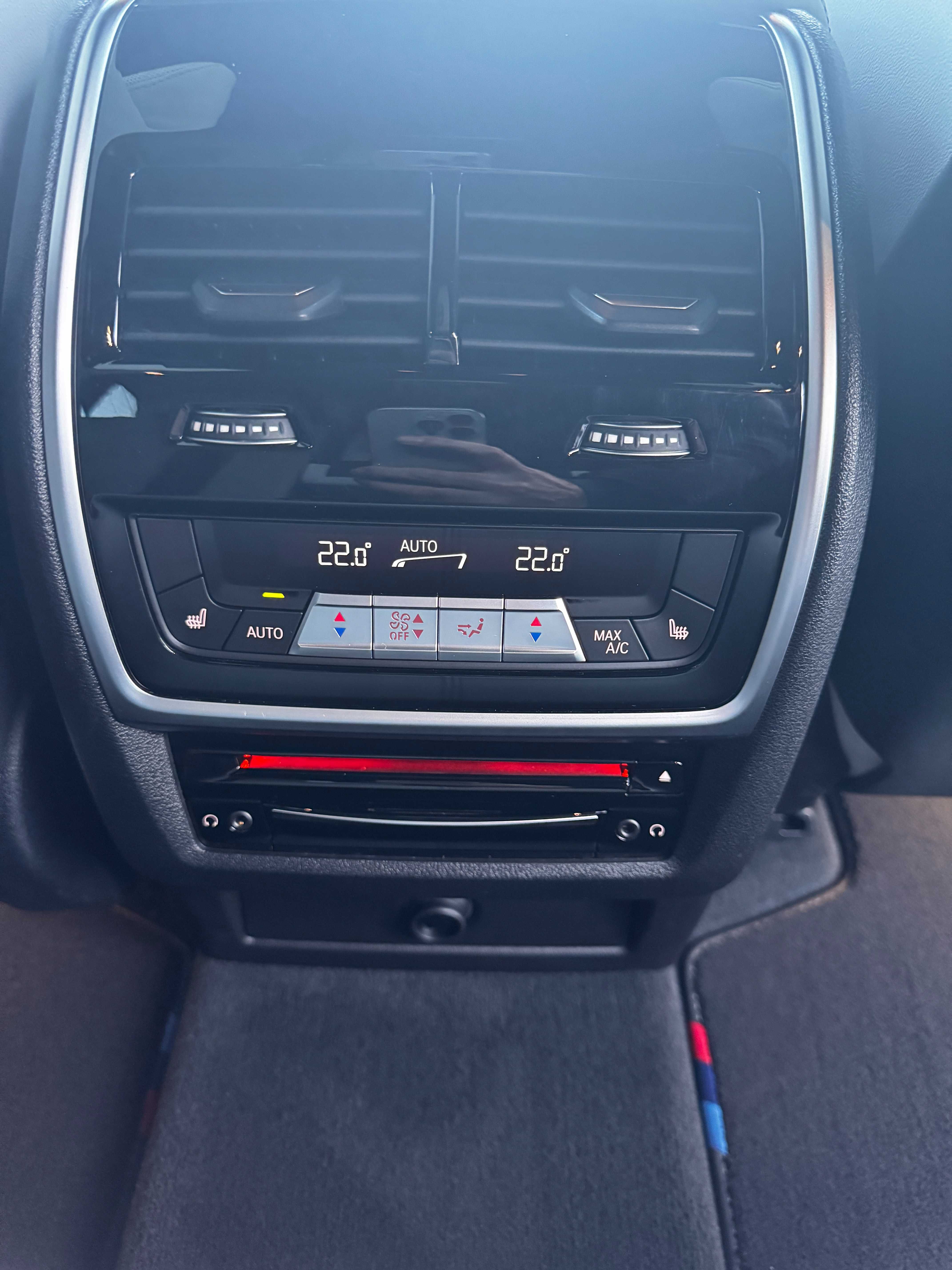 BMW X5 M competition  PREDARE LEASING, pretul afisat reprezinta avans