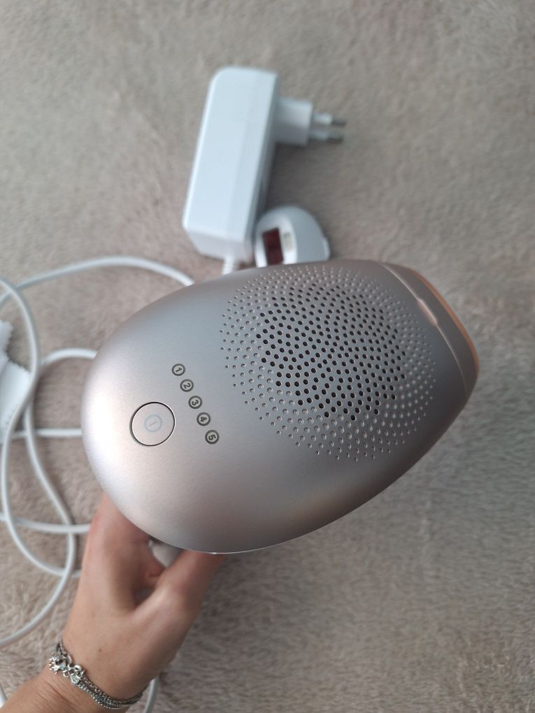Фотоепилатор Philips lumea advanced