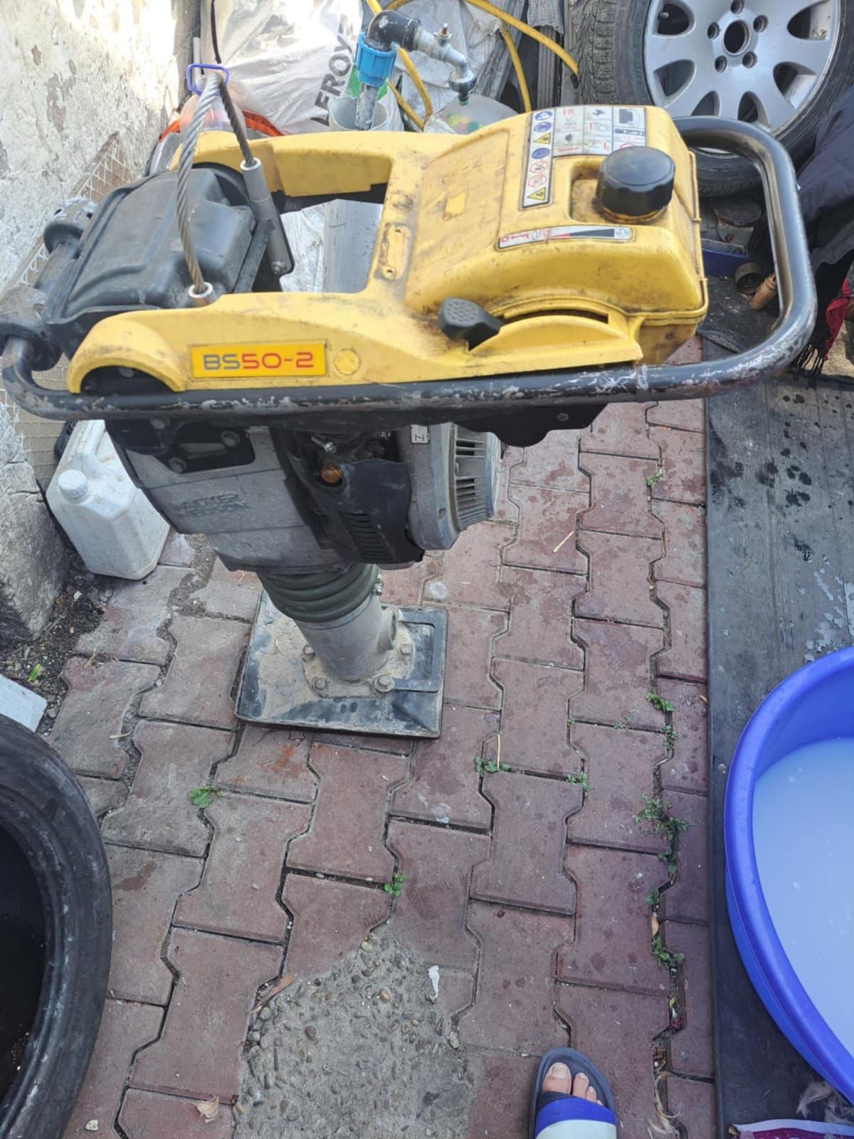 Mai compactor Wacker Neuson BS50-2 în stare excelentă