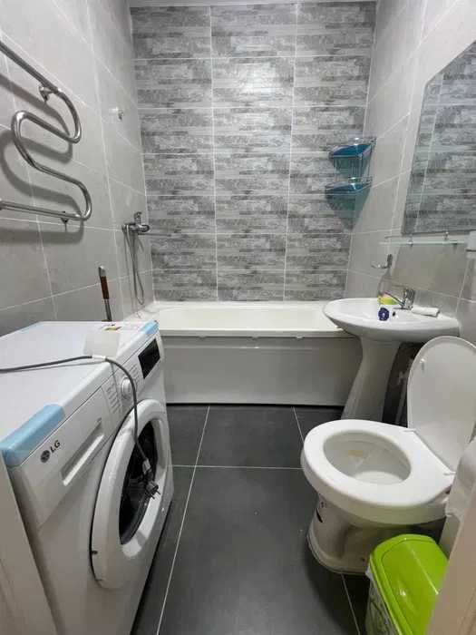 Сдается в аренду 2 - ком   4/9 Мирзо.Улугбек  Новомосковская   838*