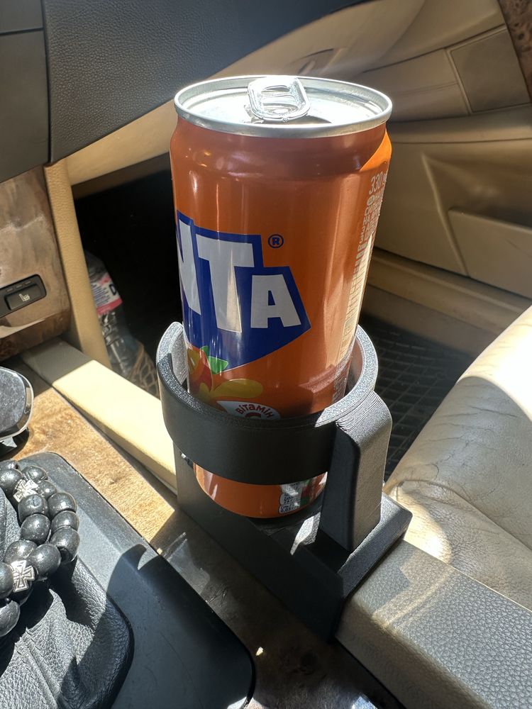 Поставка за чаша BMW E60/E61 – 3D принтиран Cup Holder