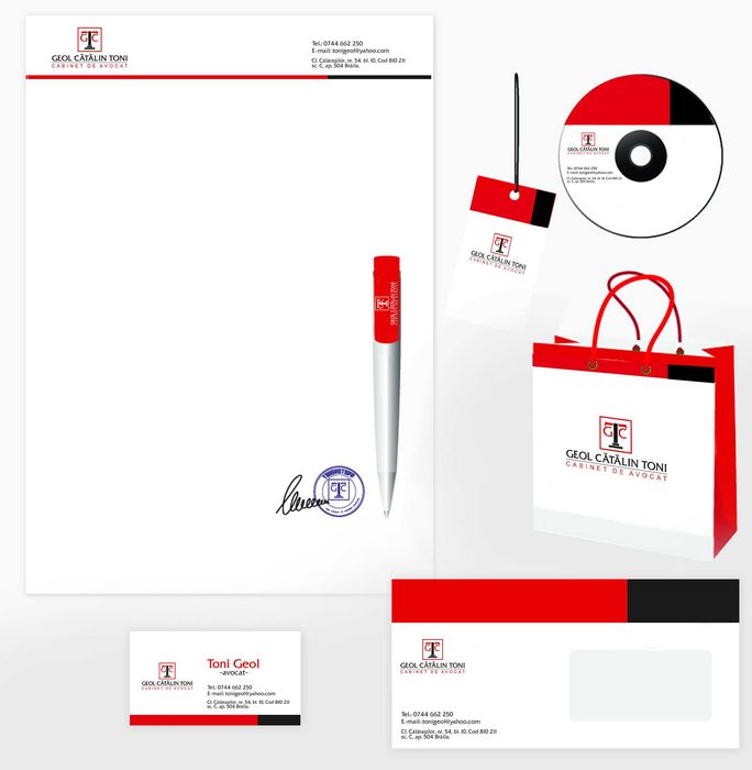 Servicii de design, web și producție publicitară.