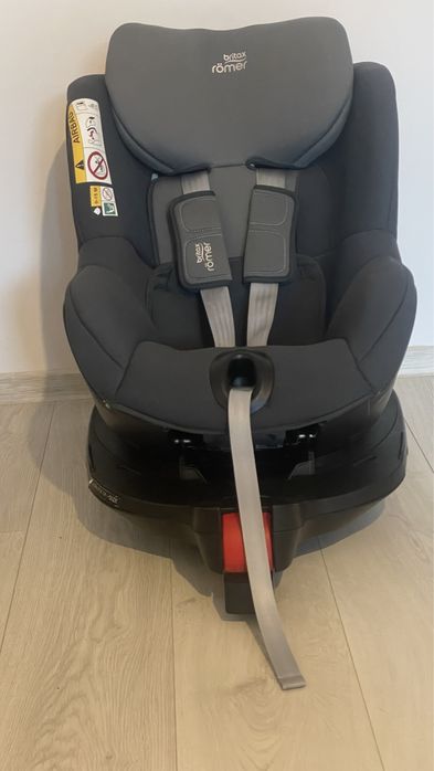 Britax Roomer Dual Fix I size  61-105 cm