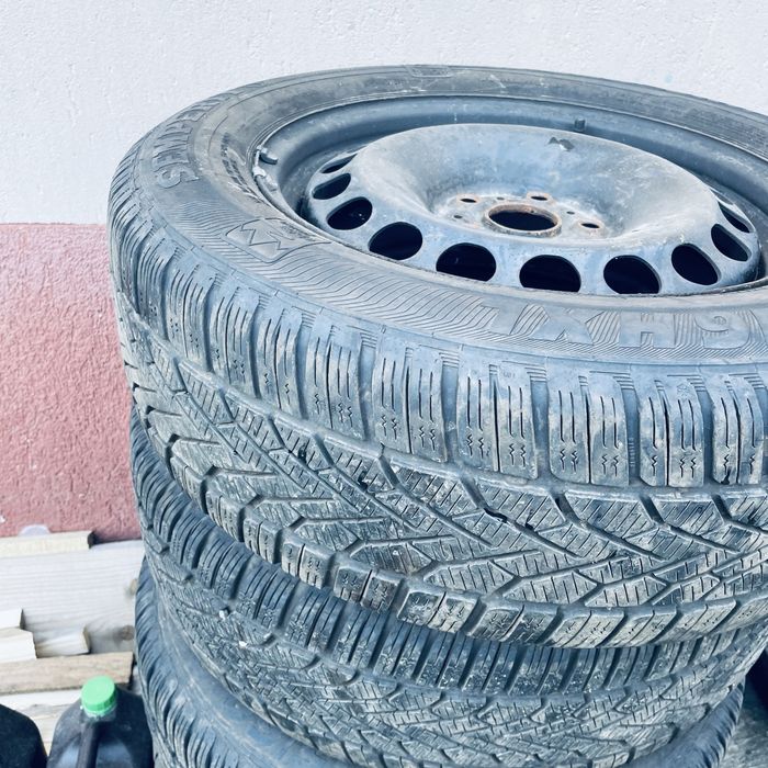 Set roti iarna tabla 215 60 R16 vw, audi, skoda , seat 5x112