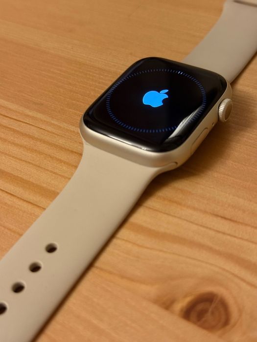 Apple Watch Series 8 45mm Starlight