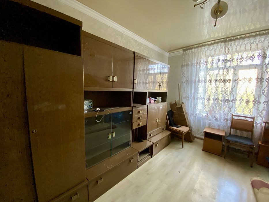 / Продам 2-комн квартиру в центре Сарани по пр. Ленина. 2 этаж из 4