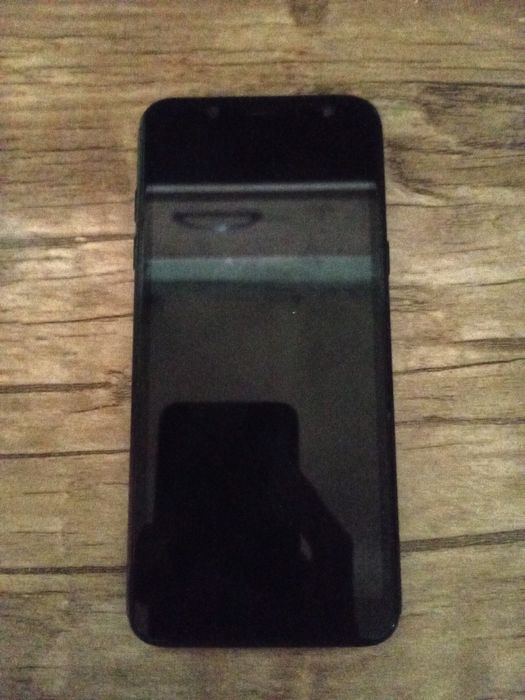 A6 sotiladi srochna ekran almashgan holos