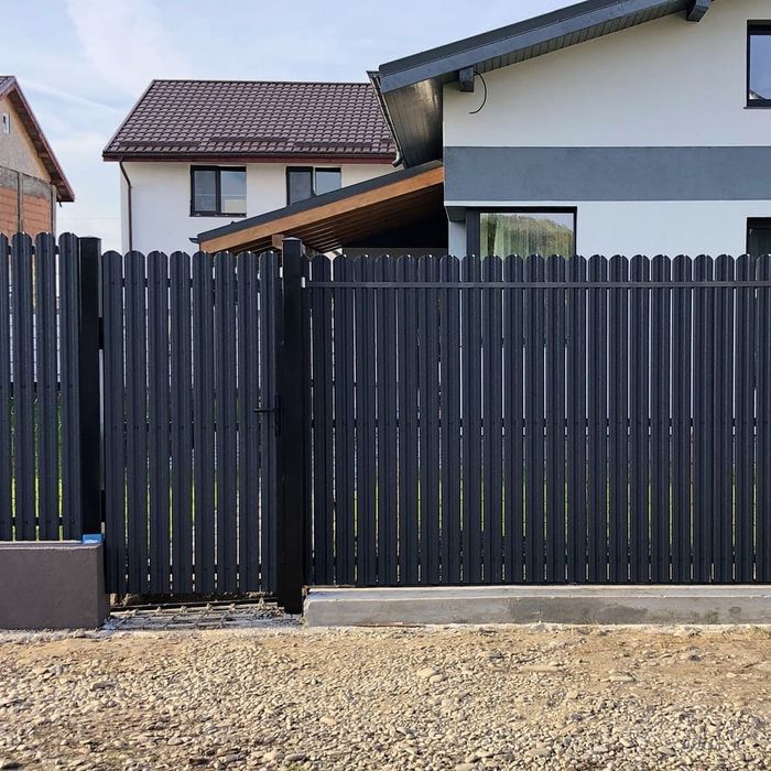 Vand fac garduri la comanda clientului