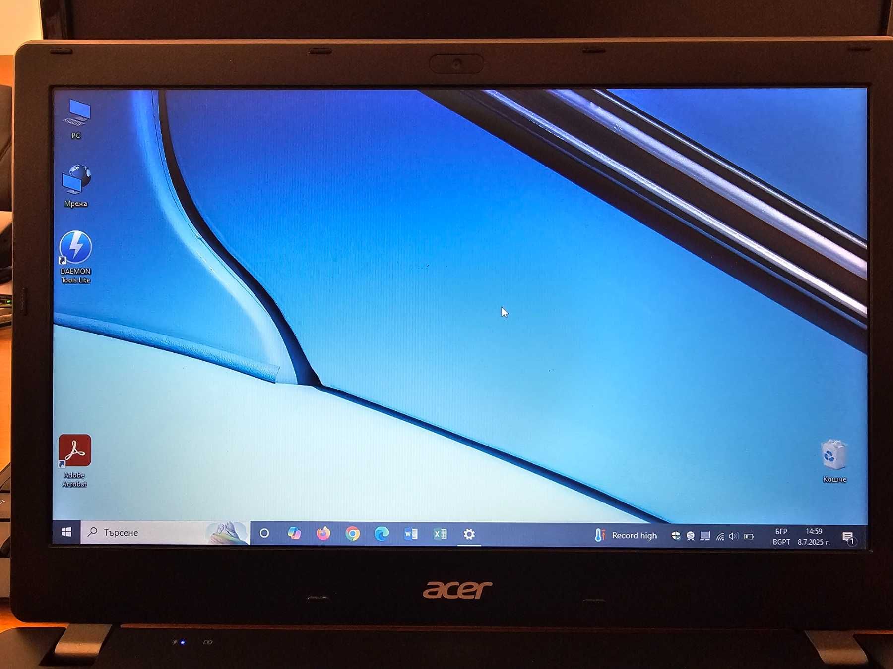 Продавам лаптоп Acer Aspire V3-372-59LY