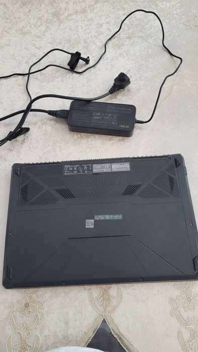 Laptop gaming ASUS FX504, 15.6", i5, GTX 1060, SSD 128gb + 1tb HDD