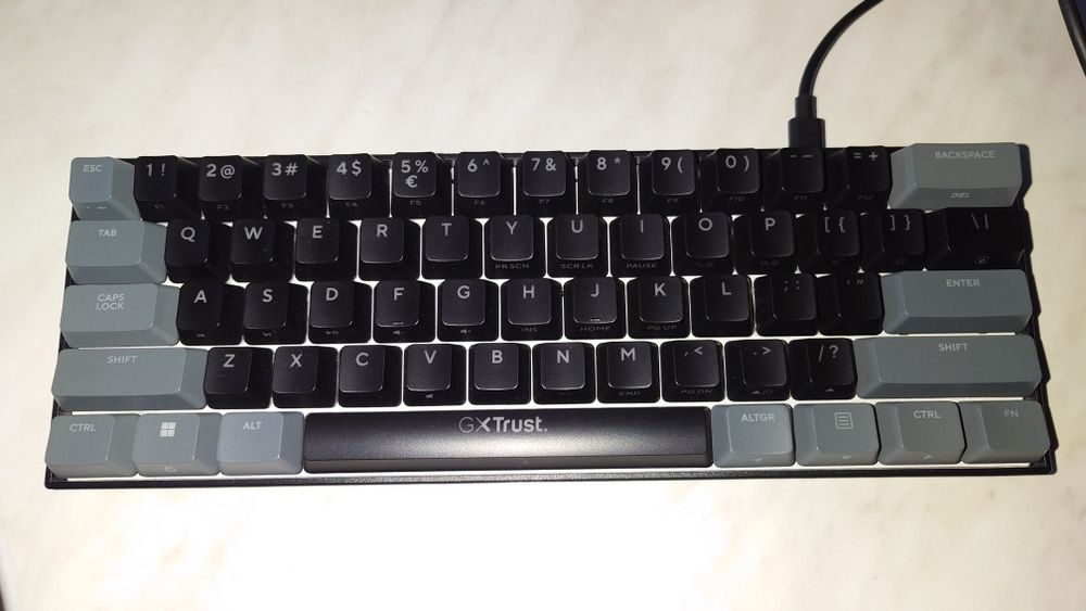 Trust GXT867  Mini Gaming Keyboard US