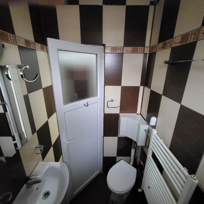 Inchiriere vanzare Spatiu comercial Prelungirea Ferentari 18A