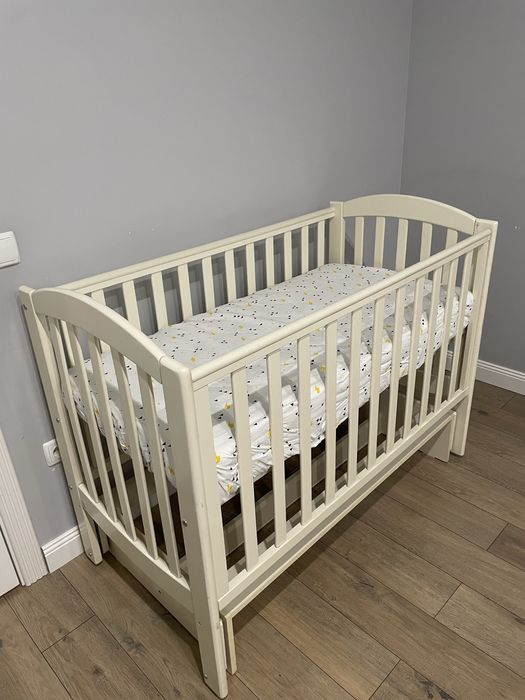 Продается детская кроватка