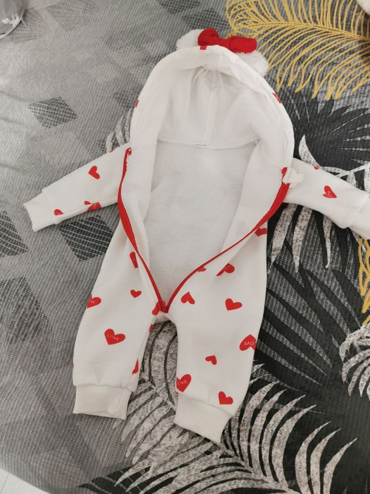 Нова е космонавт