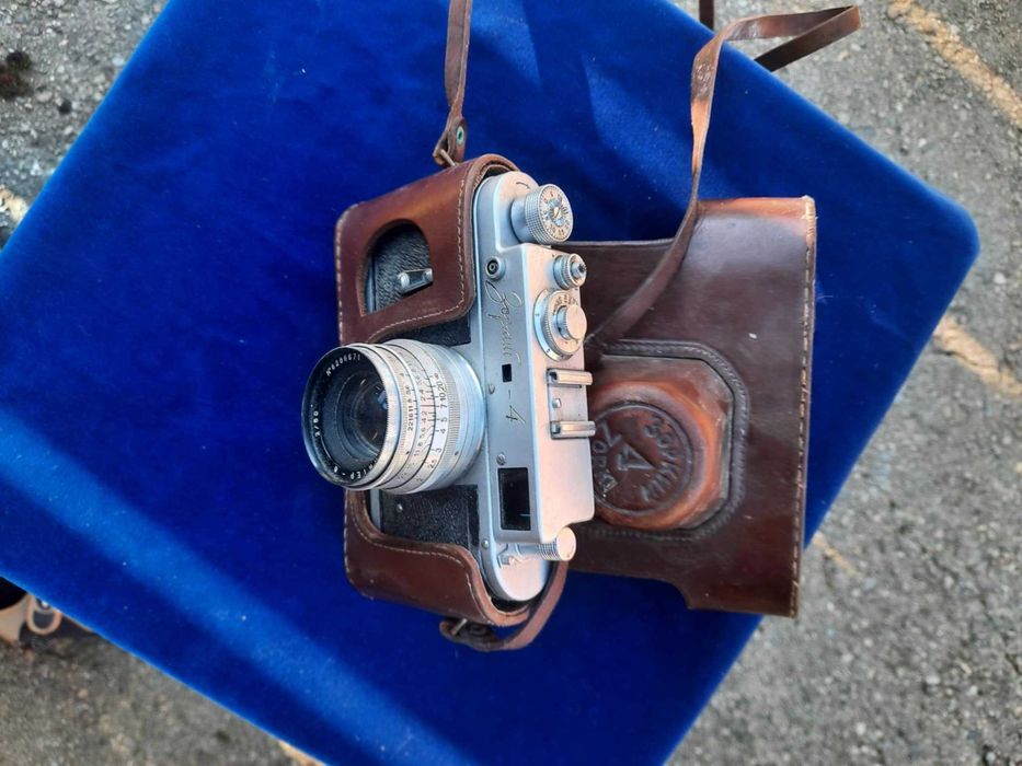 vind aparat fotografiat pe film model rusesc
