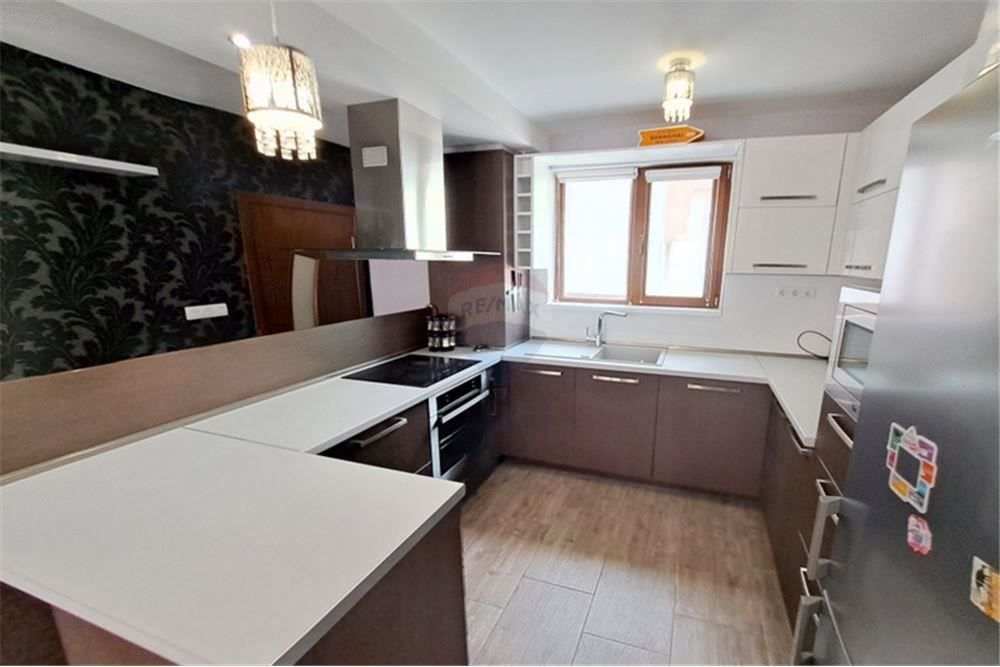 Дава се под наем Двустаен апартамент в Варна, Възраждане 3 - 60 кв.м за 433.5 € - Снимка #3