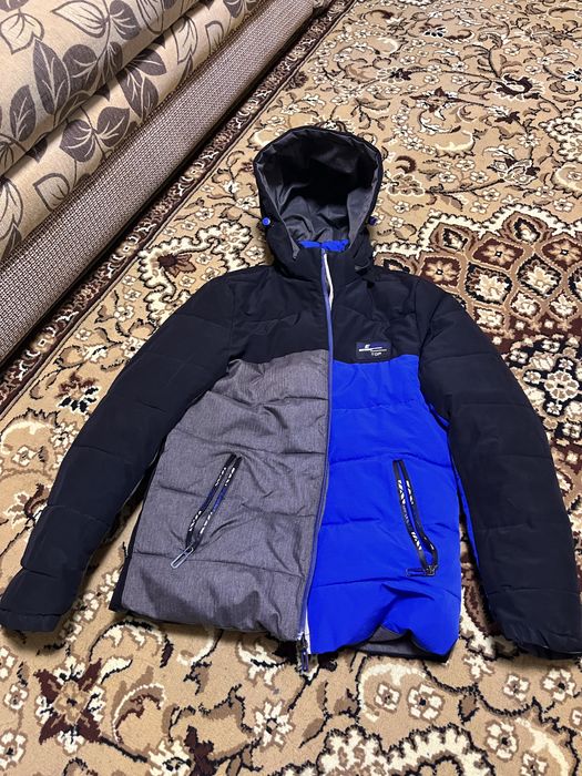 продам зимнюю мужскую куртку