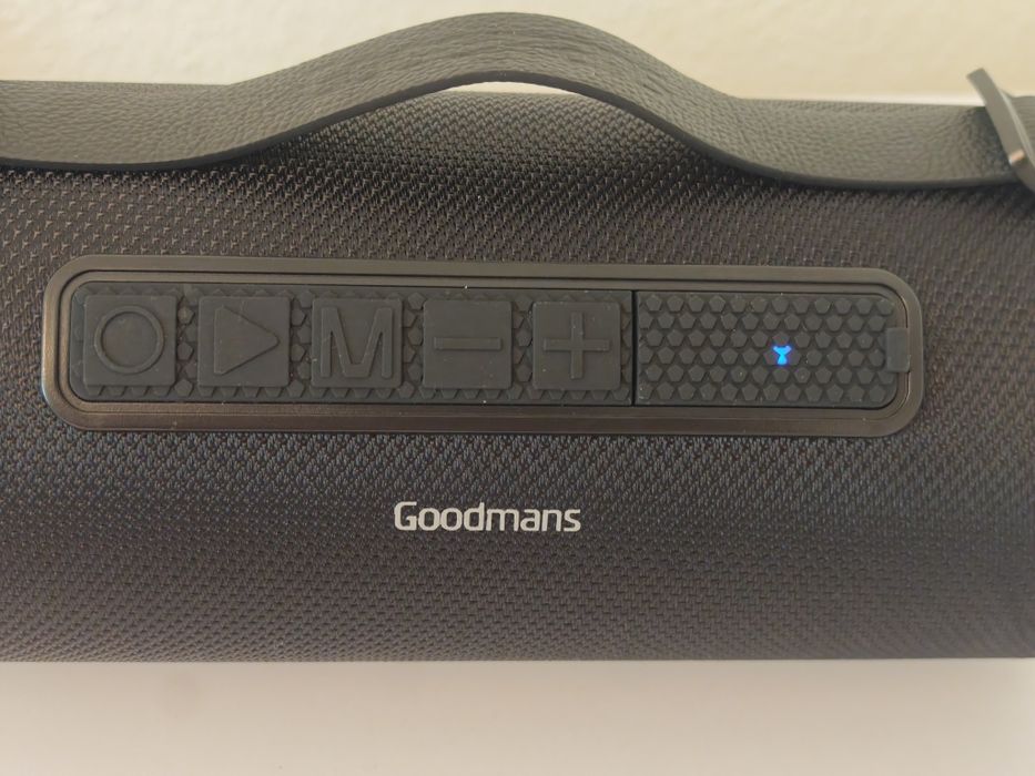 Boxă portabilă Goodmans.