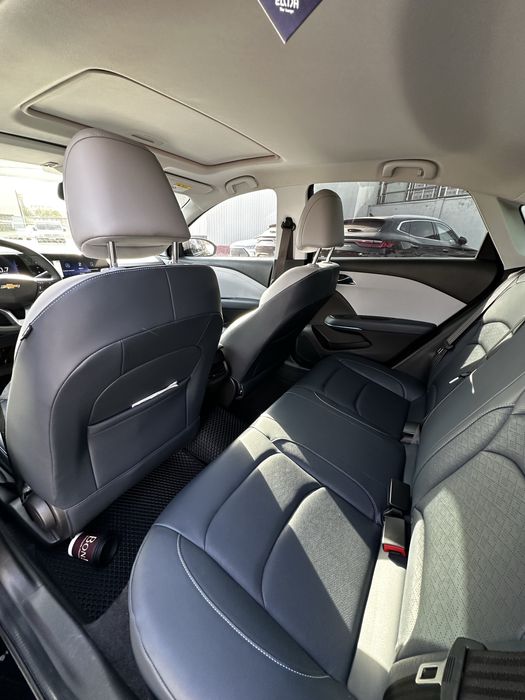 Chevrolet Monza 2023 Qora