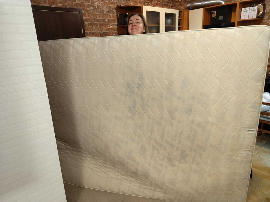 Матрак пружинен 160х200