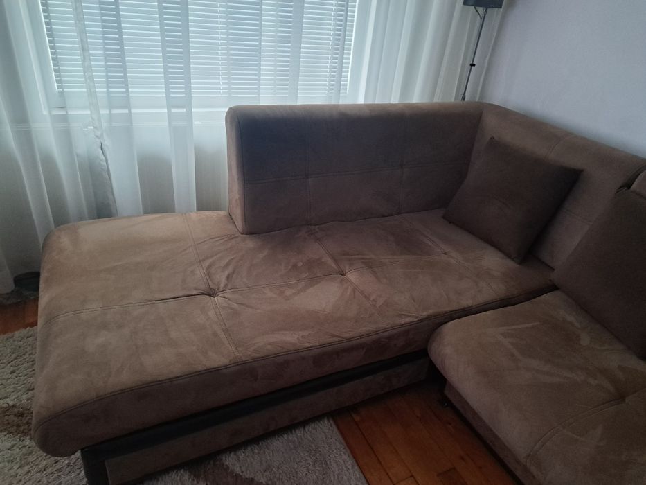 Холов ъглов диван