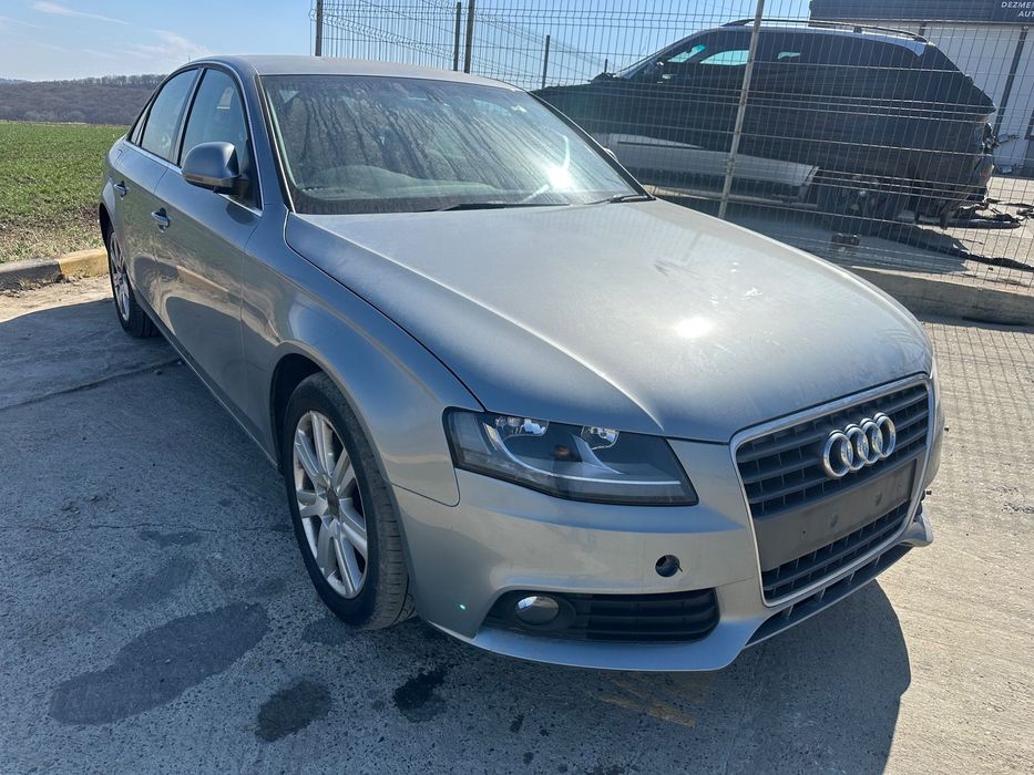 Dezmembrez / Dezmembrari / Piese / Accesorii Audi a4 b8 2.0 tdi 2008 berlina caga albastru