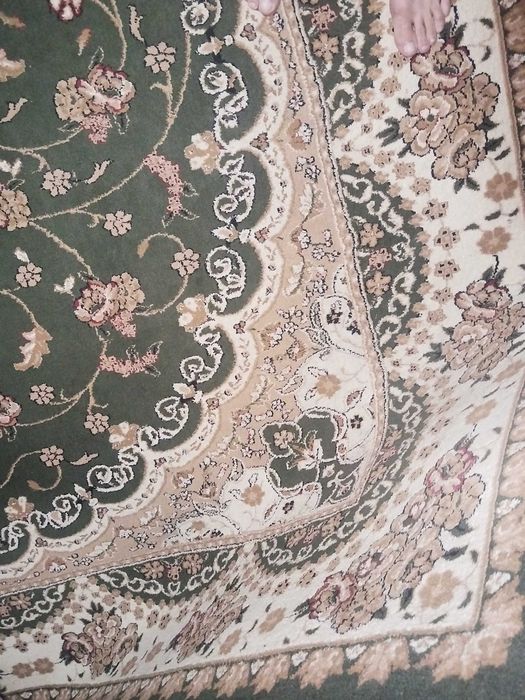 Продам ковёр, 3м на 4м.