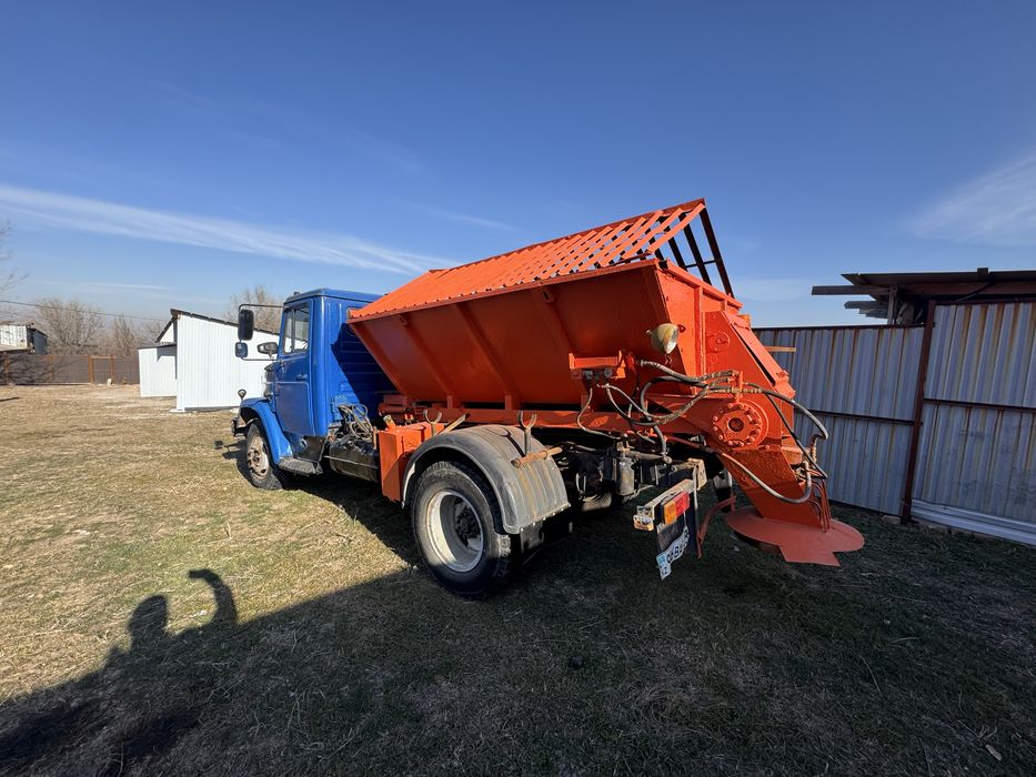 Услуги КДМ пескач пескоразбрасыватель