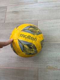 Футбоьный мяч Molten размер 4
