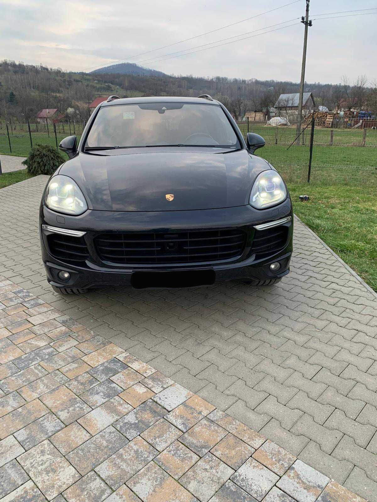 Porsche Cayenne e-hybrid