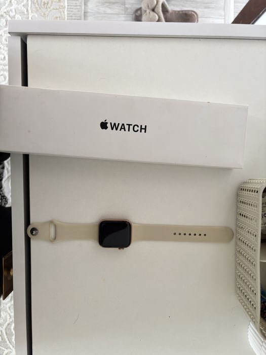 Продается эпл ватч