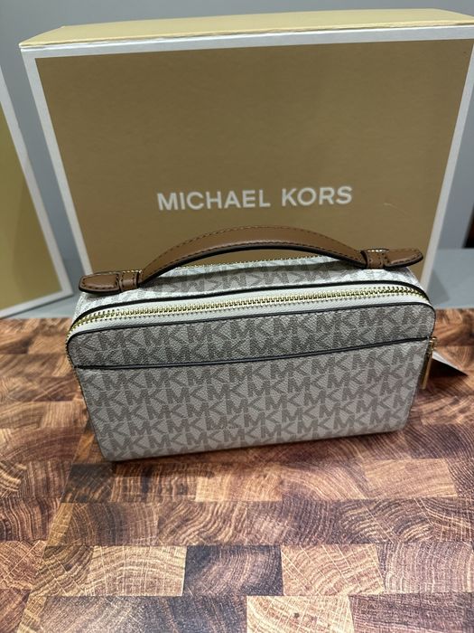 Дамска чанта Michael Kors Jet Set Item Vanilla