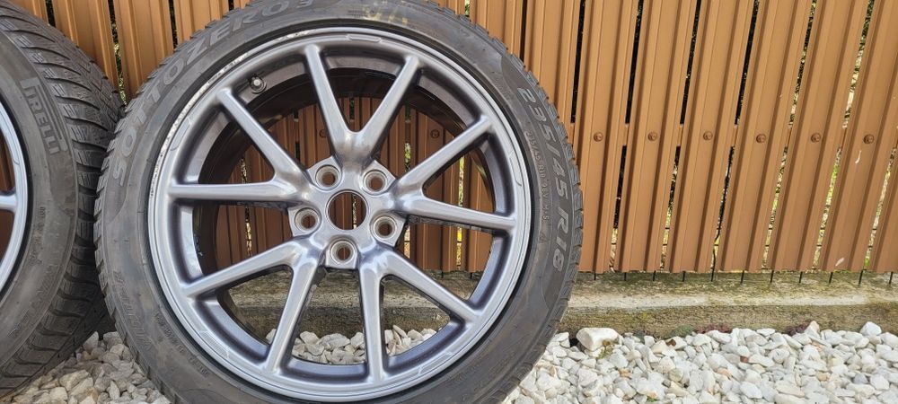 Jante Tesla Aero 18 cauciucuri iarnă
