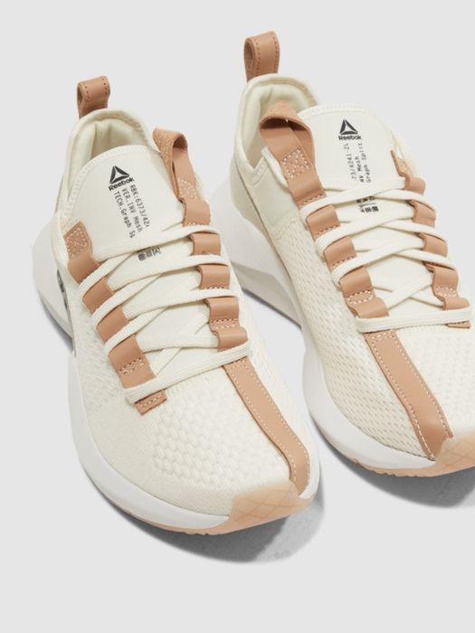 Reebok женские кроссовки