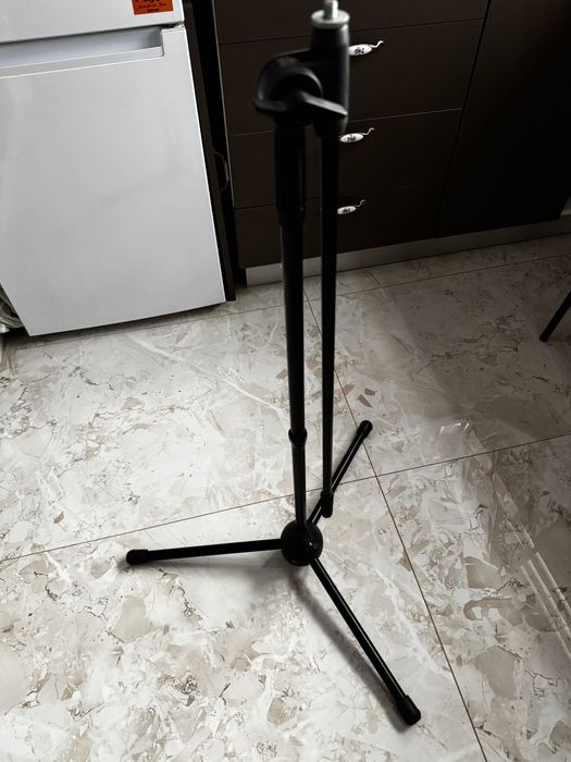 Stativ microfon tip girafa