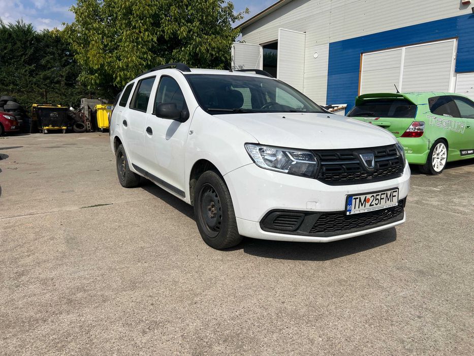 Inchiriez dacia logan mcv bolt/uber-Oradea
