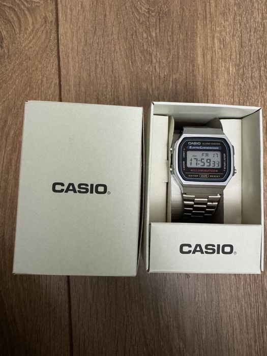Casio A168WA унисекс часовник