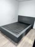 Vând pat 140x200 în stare perfecta
