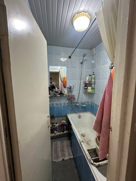 Qora qamish 2/5 3 xona sotiladi