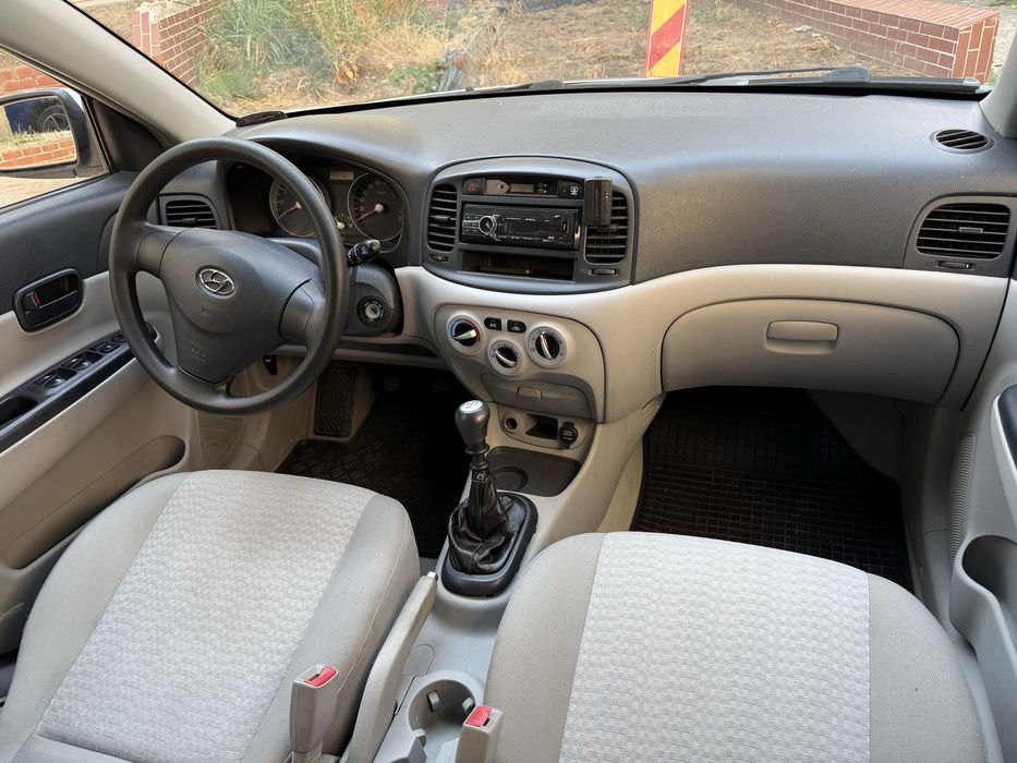 Hyundai accent benzina stare excelenta
