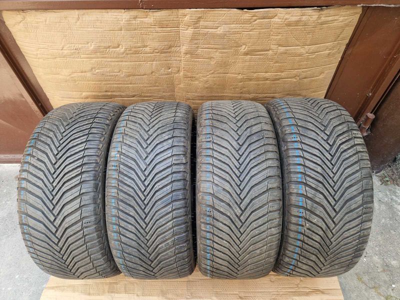 4 Michelin R18 235/40
всесезонни гуми 
DOT2422