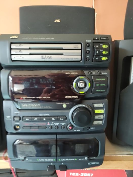 Стерео уредба JVC-D701T