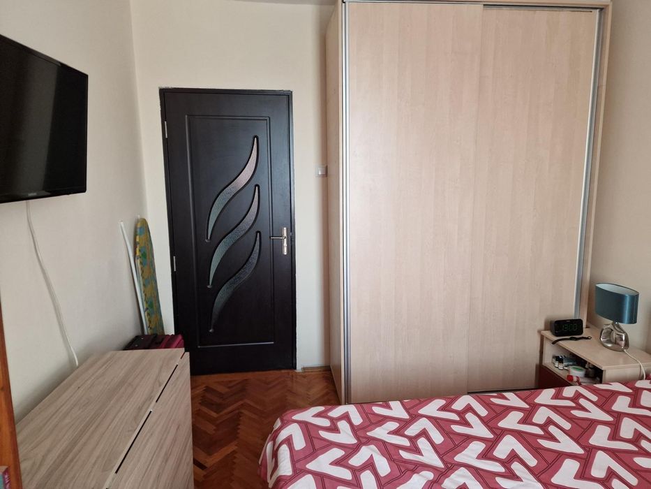 Vând apartament 3 camere 72 mp etaj 4/9