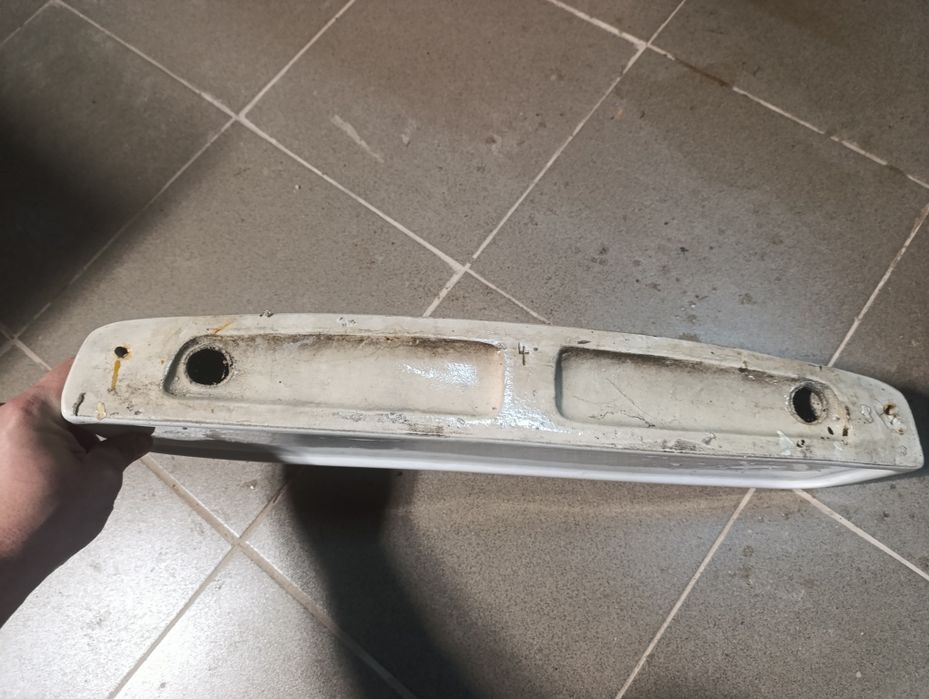 Стара порцеланова лавица за баня и сапунерка