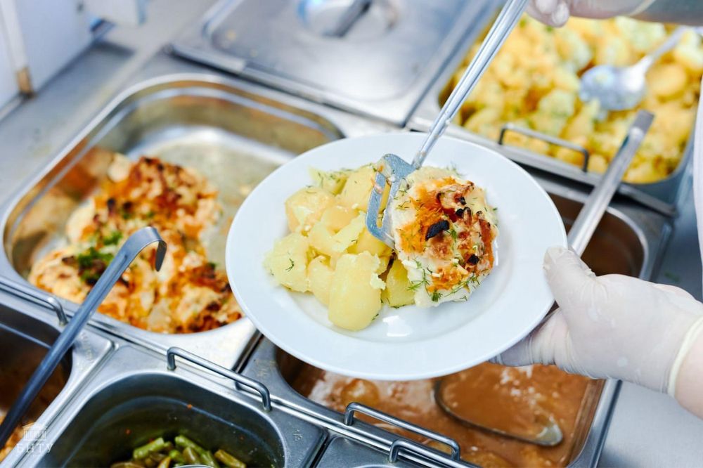 Услуги по питанию на месторождениях